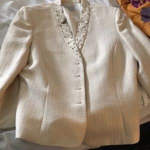 Ivory Tahari suit